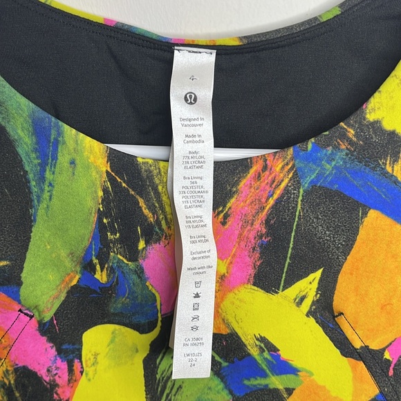 42) NWT Lululemon invigorate tank - Picture 2 of 6